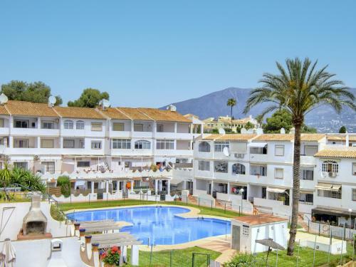 1 Bedroom Apartment In Cerros Del Aguila