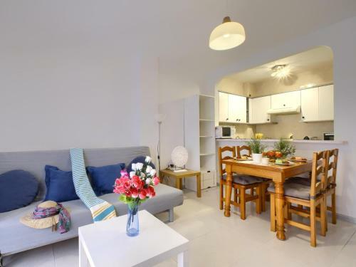 1 Bedroom Apartment In Cerros Del Aguila