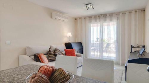 Alta Loma 2 By Rafleys - Modern 1br Apartment With Stunning Views