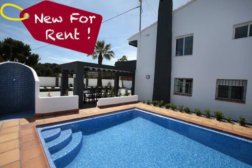 Villa Graham Holiday Rentals - L Andrago