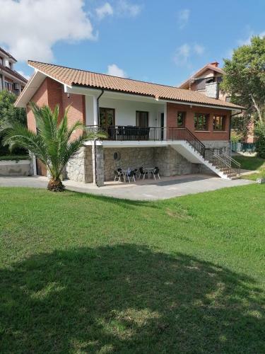 Villa El Encinar De Noja