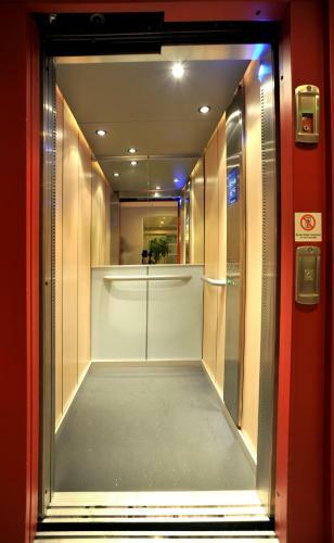 Hotel Balladins Compiegne