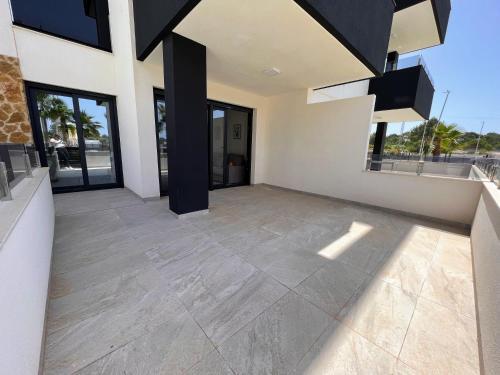 Luxury Ground Floor Apartment La2