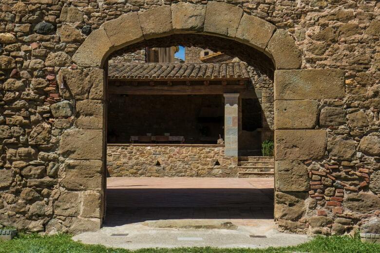 Villa Mas Soles - Parlav� - Masia De Alquiler Vacacional