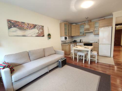 Apartamento La Playa De To�a