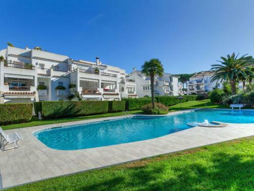 Apartment Golf Royal Omega