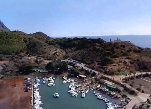 Los Robles 6 Portman