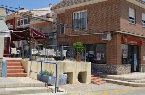 Los Robles 6 Portman