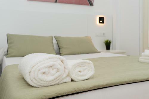 Hostal Hostel Charino