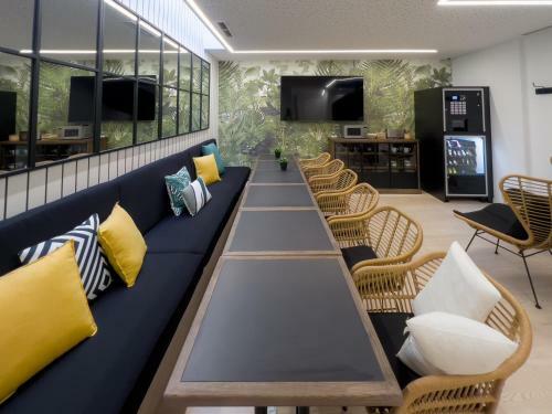 Hostal Hostel Charino