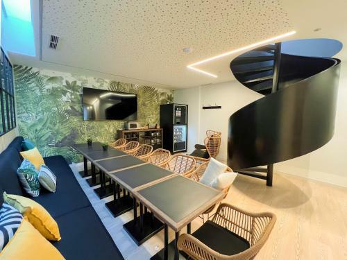Hostal Hostel Charino