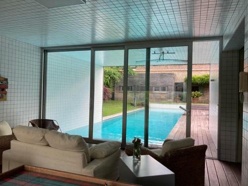Espectacular Villa En Mondariz, Casa Mirabal