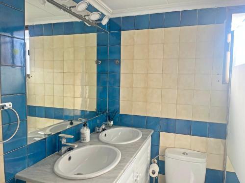 Apartamentos Mar Azul 3000