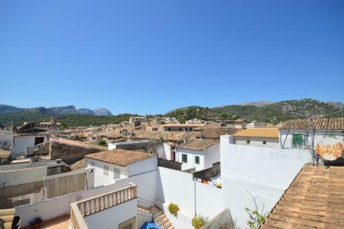 Townhouse With Jacuzzi In Pollensa