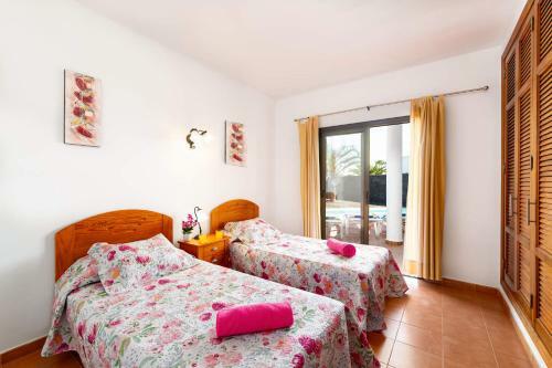 Villa Zoe By Villa Plus