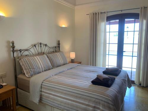 Beautiful 2 Bed, 2 Bath Detached Villa With Private Pool In A Very Relaxed Area.