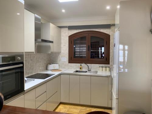 Beautiful 2 Bed, 2 Bath Detached Villa With Private Pool In A Very Relaxed Area.