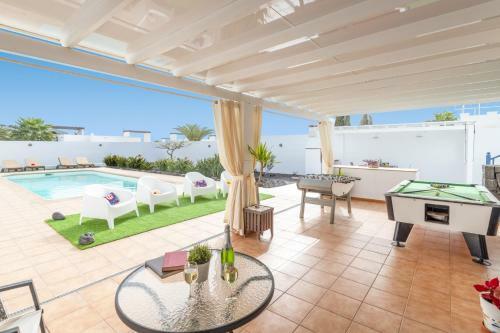 Villa Lomo Blanco By Villa Plus