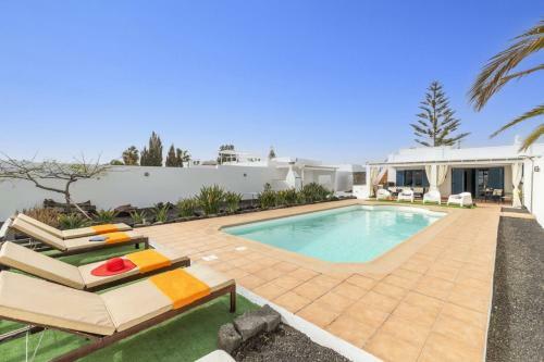 Villa Lomo Blanco By Villa Plus