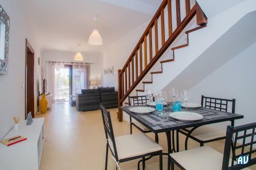 Inviting 2-bed Apartment In Playa Blanca