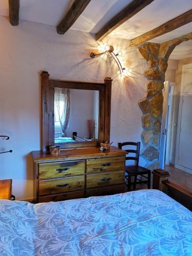 Chalet Independiente Con Amplio Jard�n Y Barbacoa At - Cc-00678