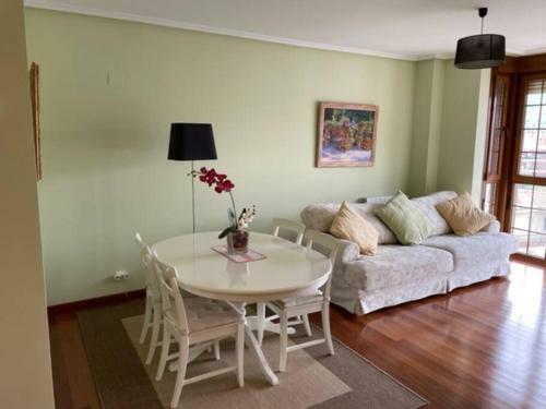 Bonito Apartamento Con Piscina