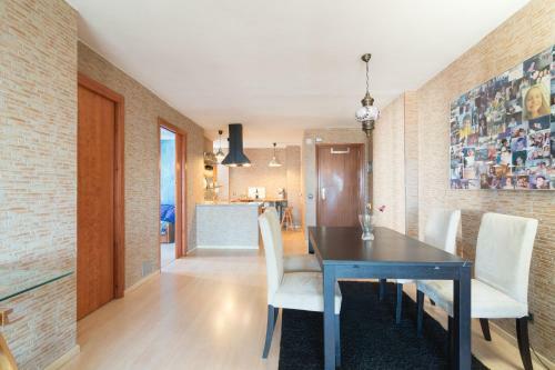 Apartamento Atico (wifi) En Malaga Prv.