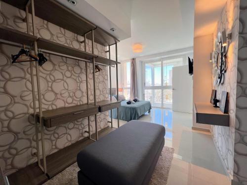 Modern Villa With Private Pool And Jacuzzi Cq1