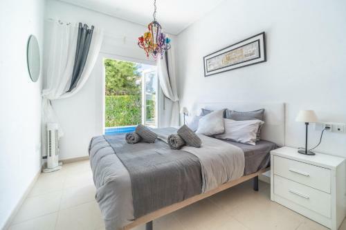 Fabulous Villa With Private Pool And Jacuzzi - Po5lt