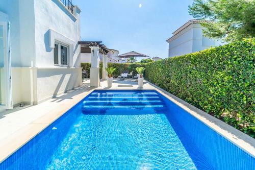 Fabulous Villa With Private Pool And Jacuzzi - Po5lt