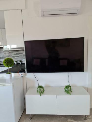 Townhouse Near The Pool - Ro1lt