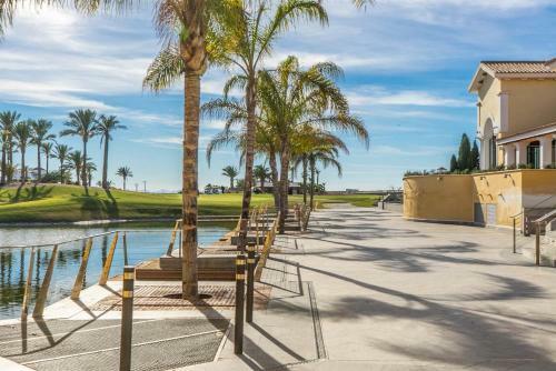 Nice Golf View Apartment - Se111lt