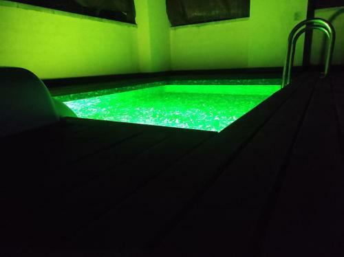 Apartamento �tico Con Piscina Privada