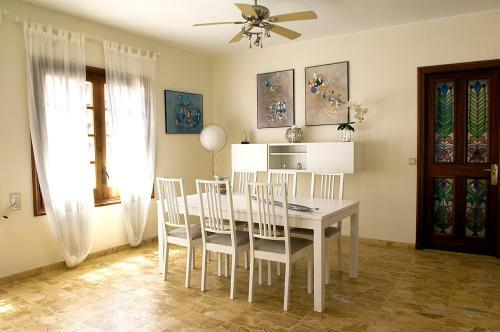 Beautiful Apartment By The Sea