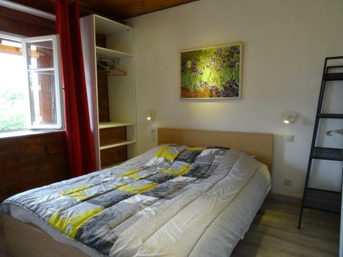 Hostal Datcha Bourguignonne