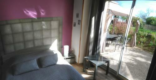 Hostal Datcha Bourguignonne
