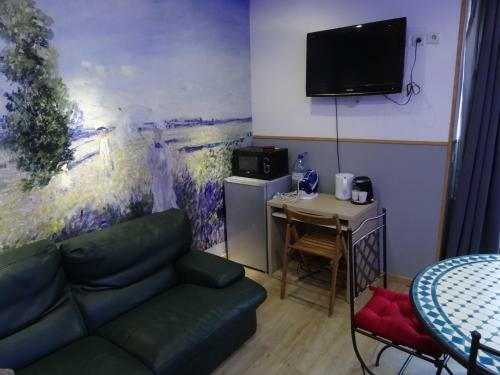 Hostal Datcha Bourguignonne