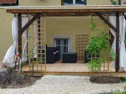 Hostal Datcha Bourguignonne