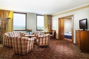 Hotel Park Inn By Radisson Erfurt-apfelst�dt