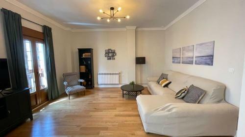 Luxury Apartment In Central Town