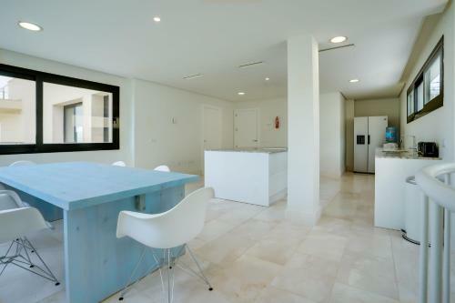 Spectacular Luxury Villa In Complete Silence