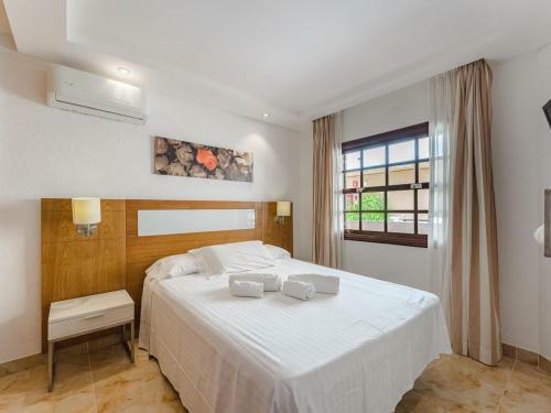 Apartamento 349 Royal Park Albatros Pool, Terrace And AC