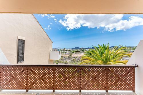 Apartamento 349 Royal Park Albatros Pool, Terrace And AC