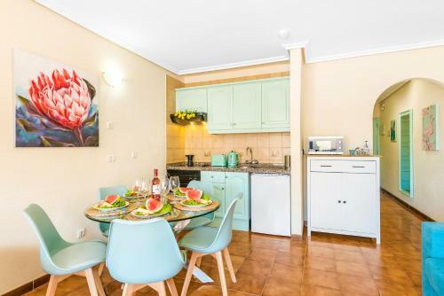 Apartamento Azzurro Albatros Pool, Terrace