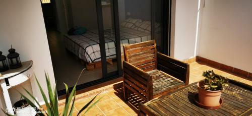 Bright, Modern Apartment With Balcony And Terrace