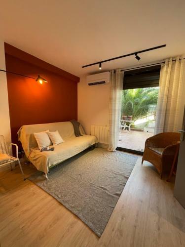 Apartamento App.with Terrace 3min.from The Beach
