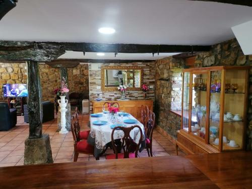 Casa Rural En Ria�o-solorzano