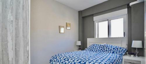 Three Bedroom Top Apartment By The Beach