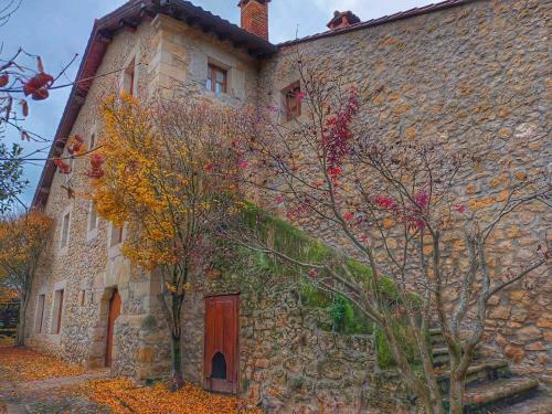 Apartamentos Palacion De Santillana