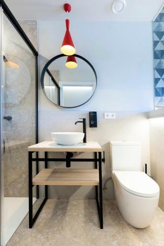 Hostal Urbaia Rooms